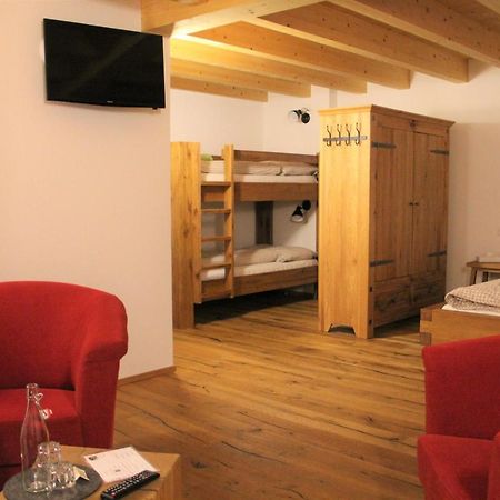 B&B Haengebrigga Ernen Bagian luar foto