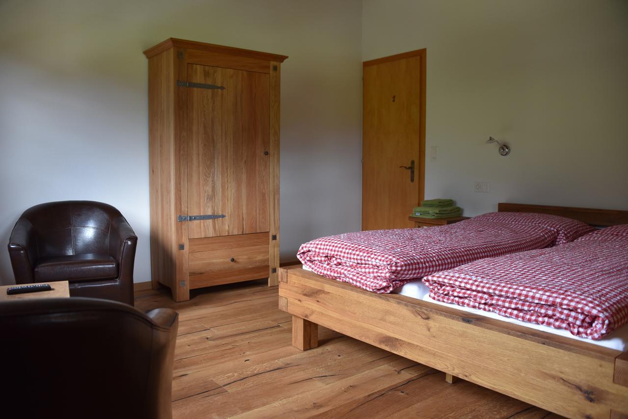 B&B Haengebrigga Ernen Bagian luar foto