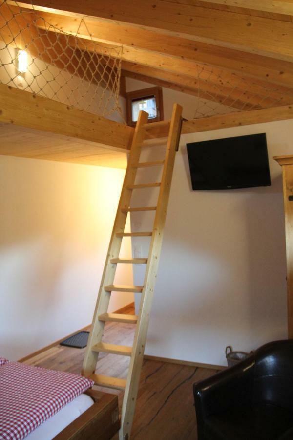 B&B Haengebrigga Ernen Bagian luar foto